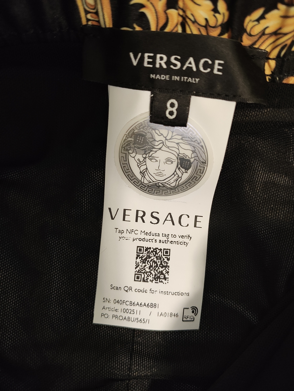 Versace Black and White Medusa NFC Tag Label XXL - Picture 8 of 16
